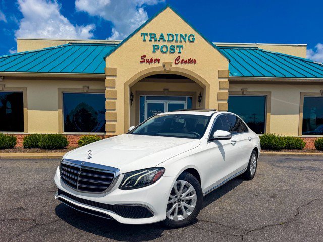 Used 2018 Mercedes-Benz E 300 image 2