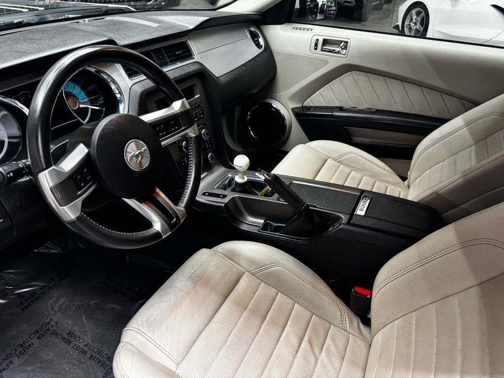 Used 2011 Ford Mustang GT Premium w/ Brembo Brake Pkg RWD image 33