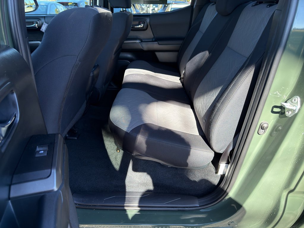 Used 2021 Toyota Tacoma TRD Sport image 31