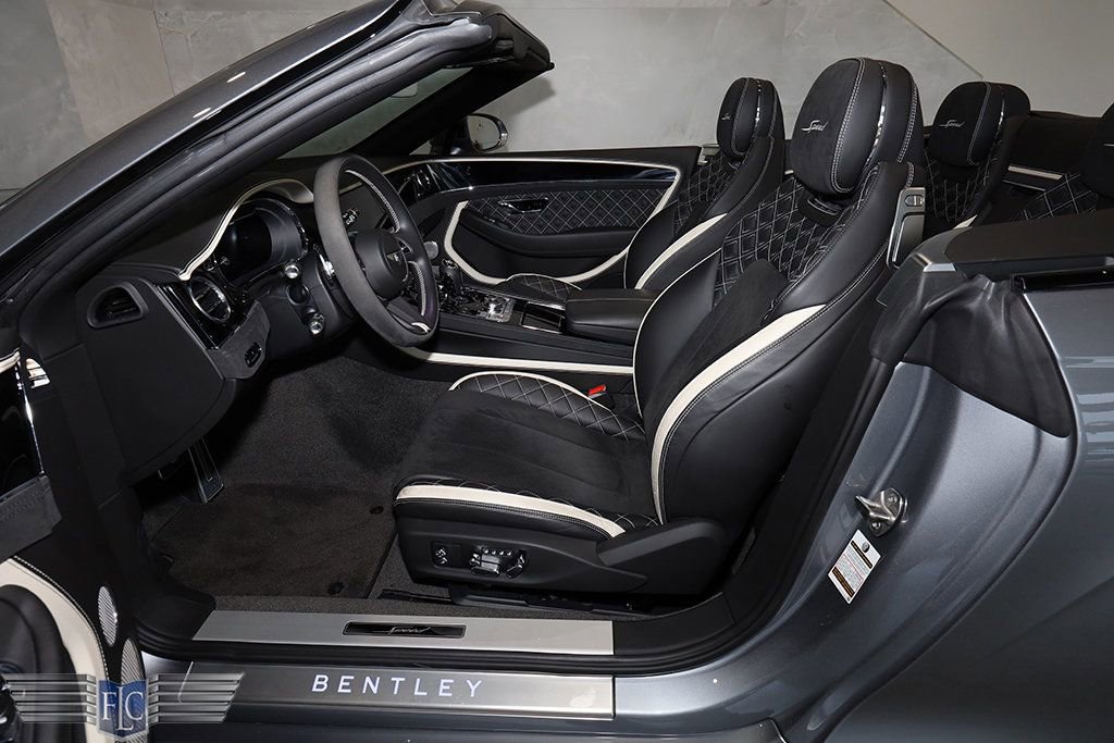 Used 2022 Bentley Continental GT Speed image 19