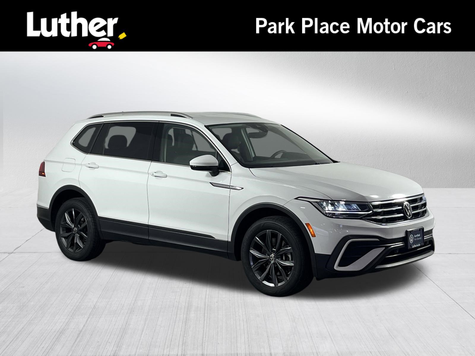 Certified 2022 Volkswagen Tiguan SE AWD/4WD image 1
