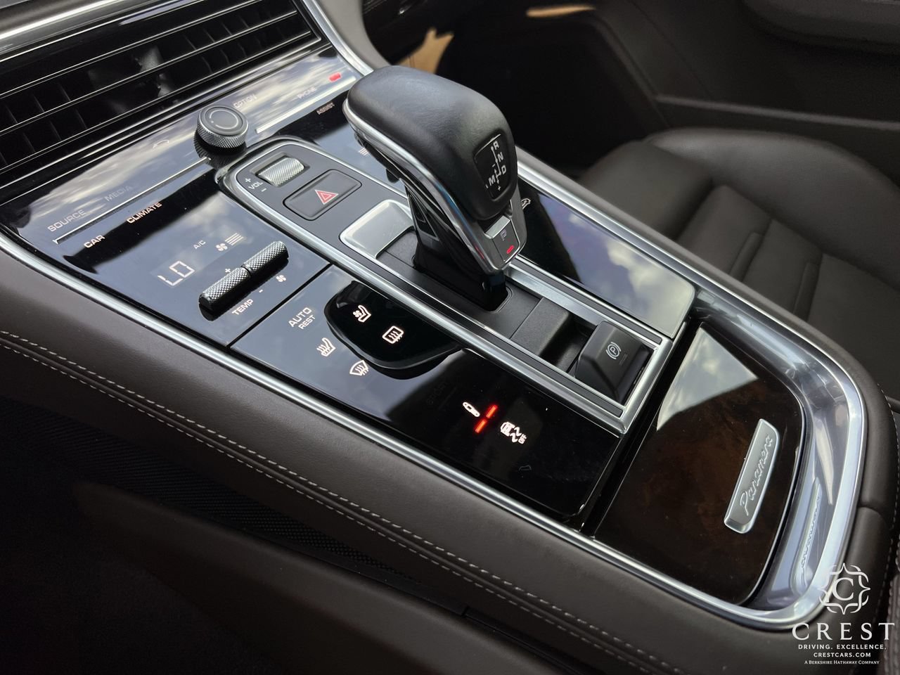 Used 2018 Porsche Panamera 4S AWD/4WD image 19