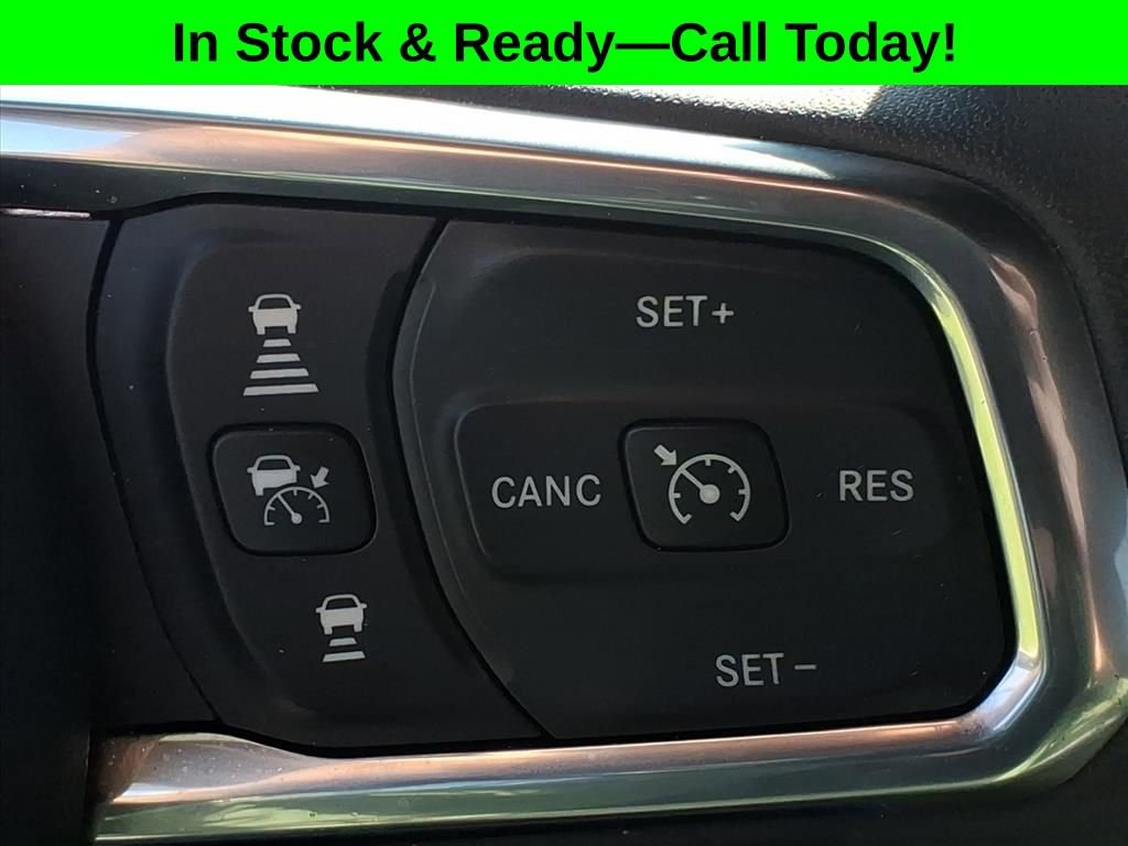 Used 2024 Jeep Wrangler High Altitude AWD/4WD image 23