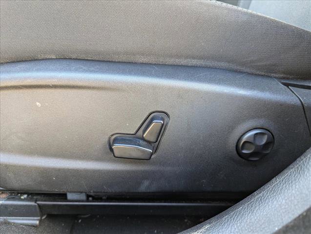 Used 2020 Dodge Charger SXT image 11