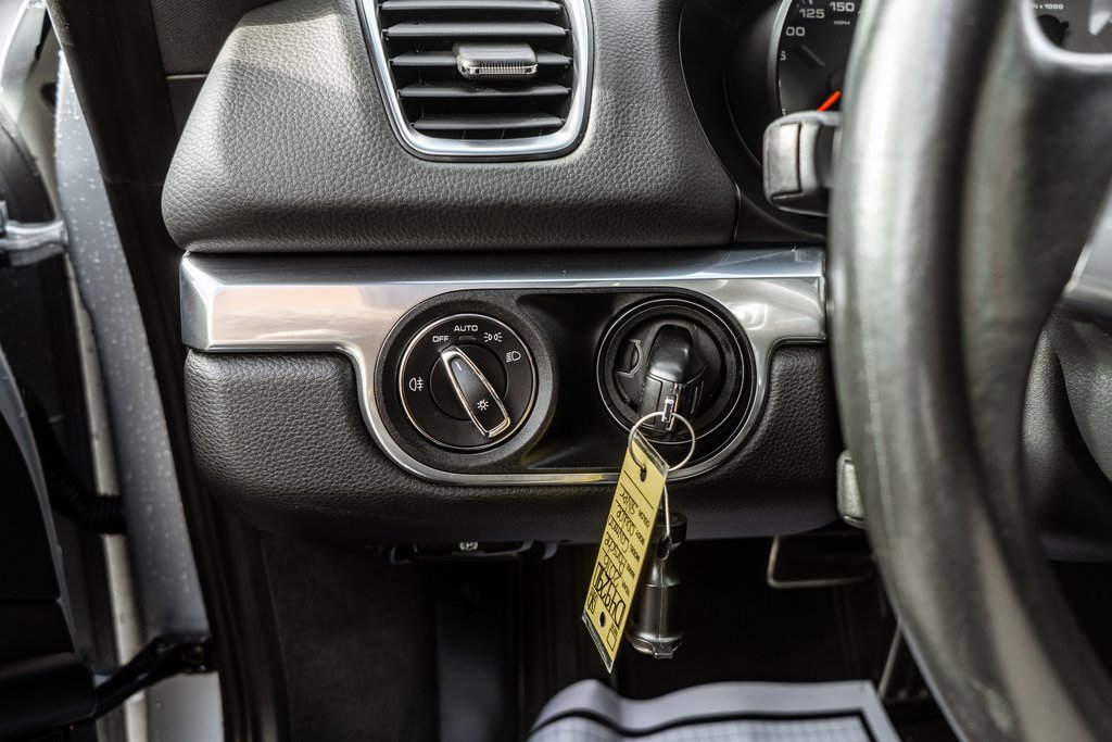 Used 2016 Porsche Cayman S image 17