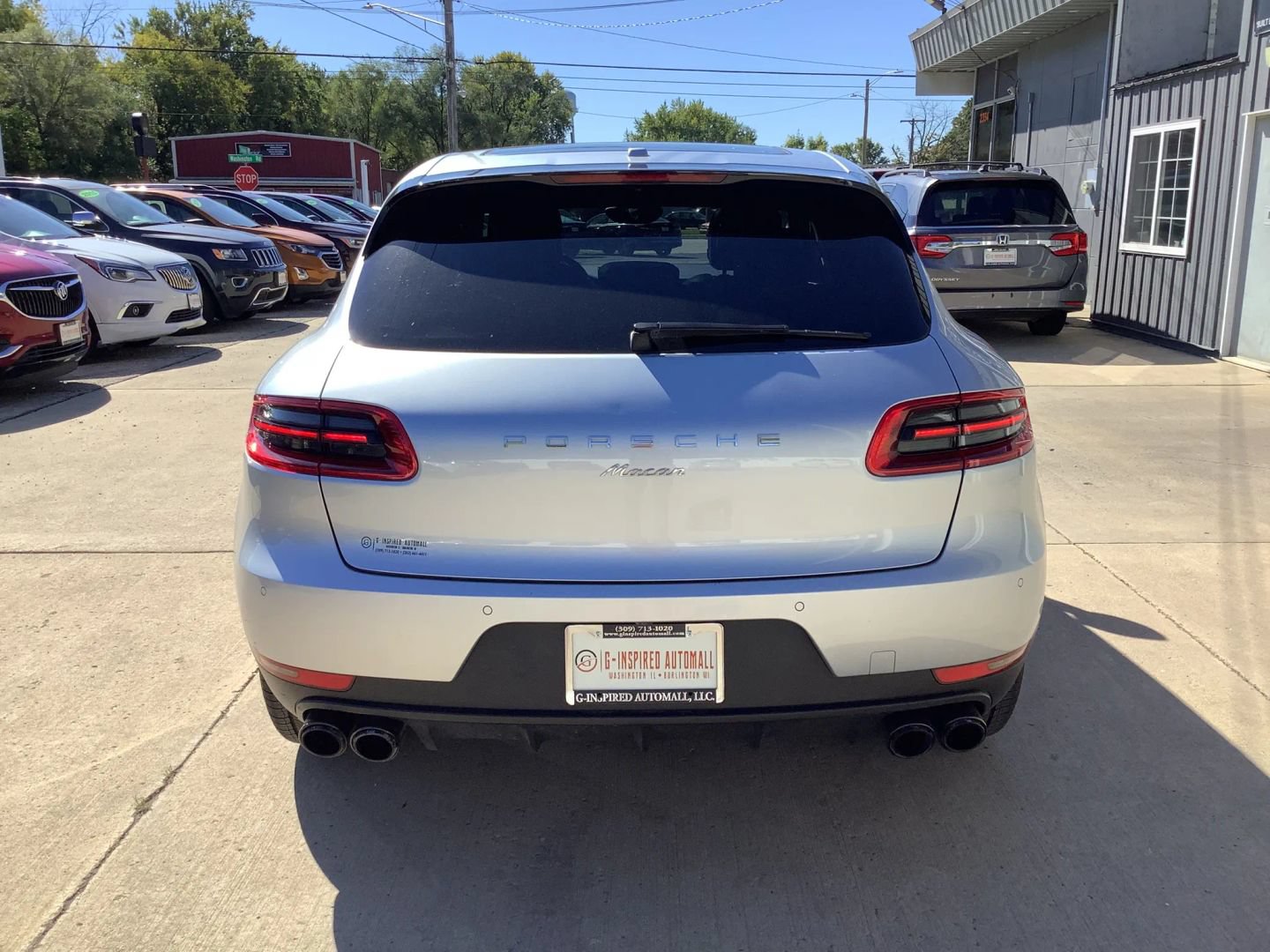 Used 2018 Porsche Macan Sport Edition AWD/4WD image 6
