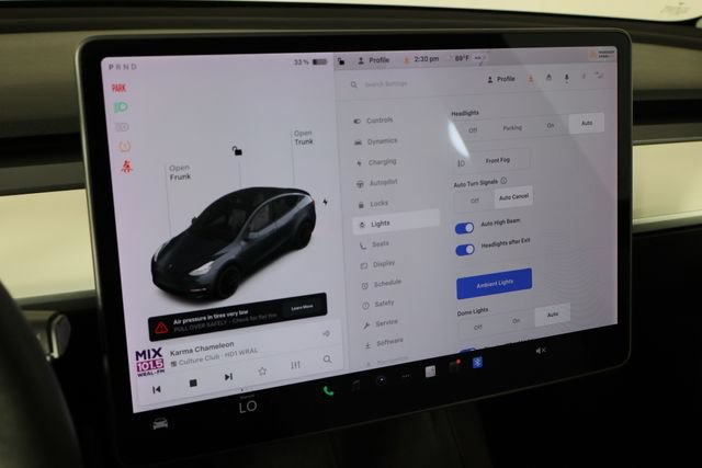 Used 2021 Tesla Model Y Long Range AWD/4WD image 30