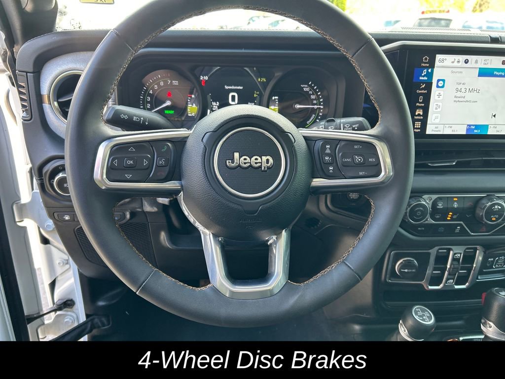Used 2024 Jeep Wrangler Unlimited Sahara AWD/4WD image 17