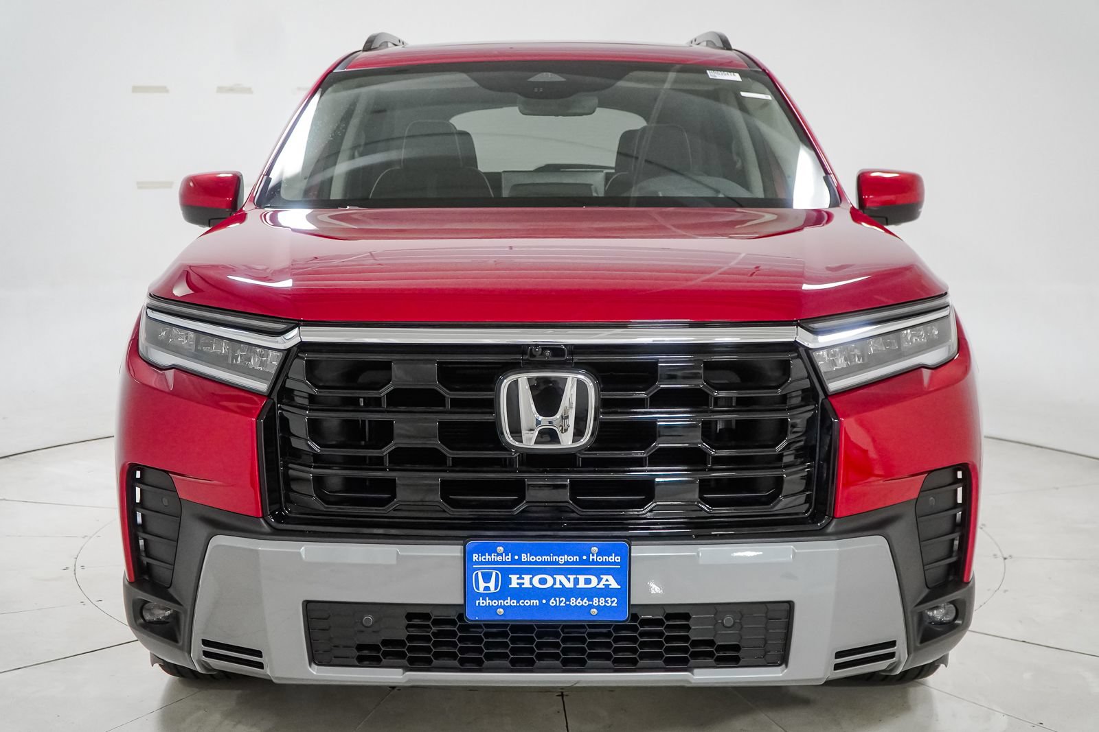 New 2026 Honda Pilot Elite image 2