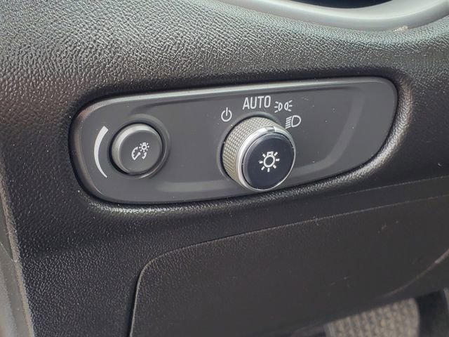 Used 2024 Chevrolet Malibu LT FWD image 17