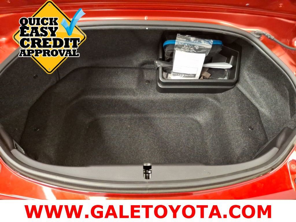 Used 2024 MAZDA MX-5 Miata RF Club w/ Interior Package image 11