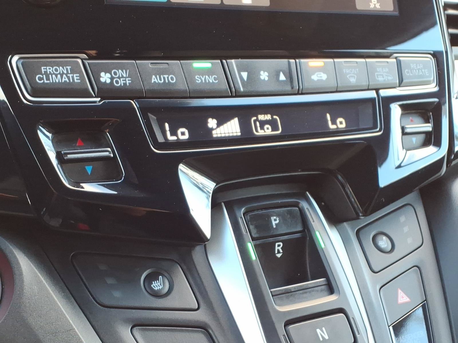 Used 2018 Honda Odyssey EX image 18