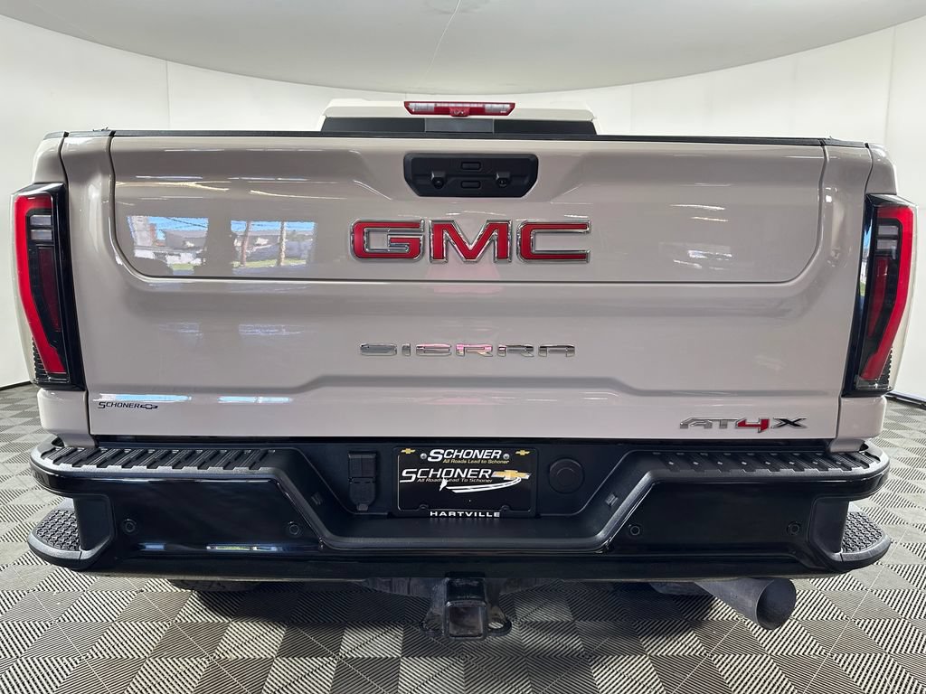Used 2026 GMC Sierra 2500 AT4X AWD/4WD image 4