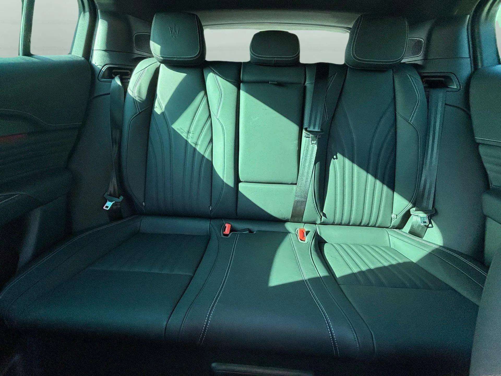 New 2025 Maserati Grecale GT image 24