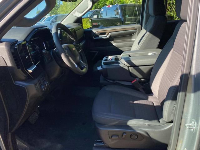 Used 2023 Chevrolet Silverado 1500 LT AWD/4WD image 11