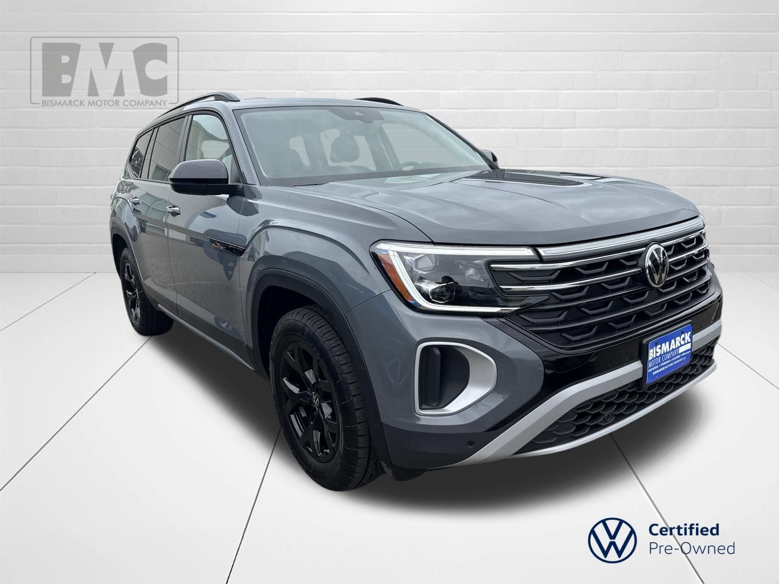 Certified 2026 Volkswagen Atlas Peak Edition AWD/4WD image 2