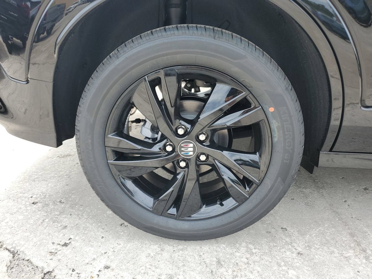 New 2026 Buick Encore GX Sport Touring FWD image 6