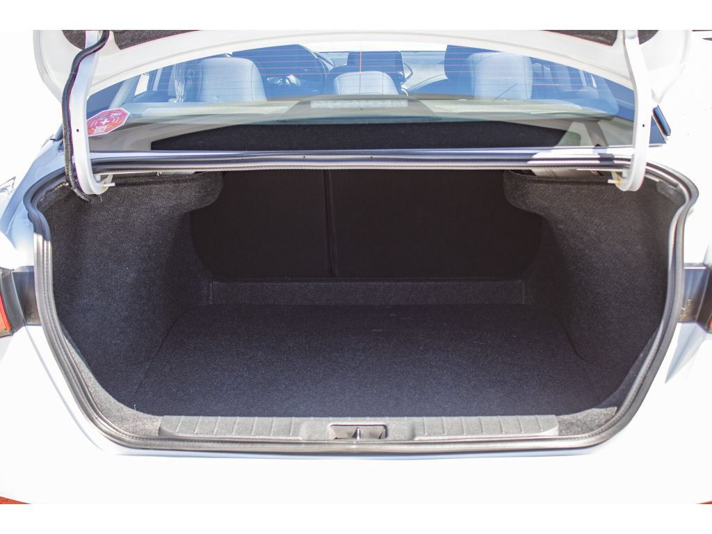 Used 2022 Nissan Sentra SV FWD image 12
