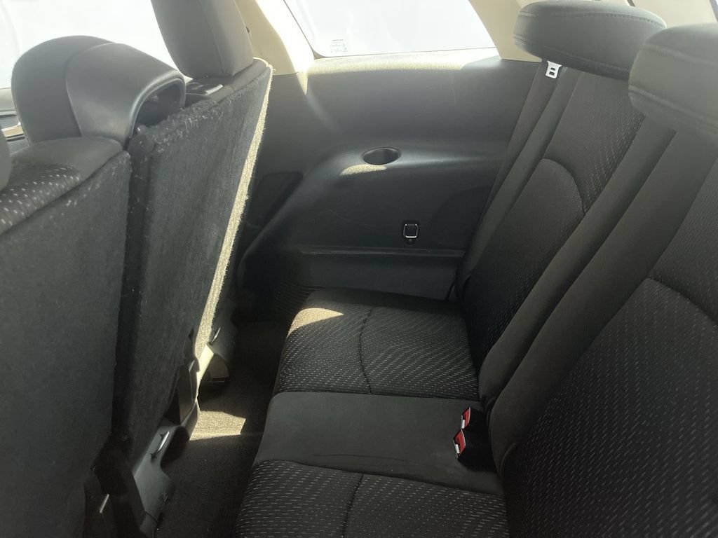 Used 2019 Dodge Journey SE FWD image 4