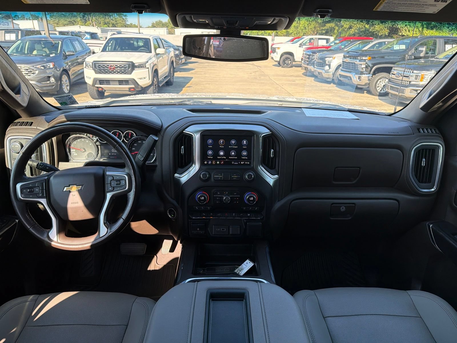 Used 2022 Chevrolet Silverado 1500 LTZ RWD image 9