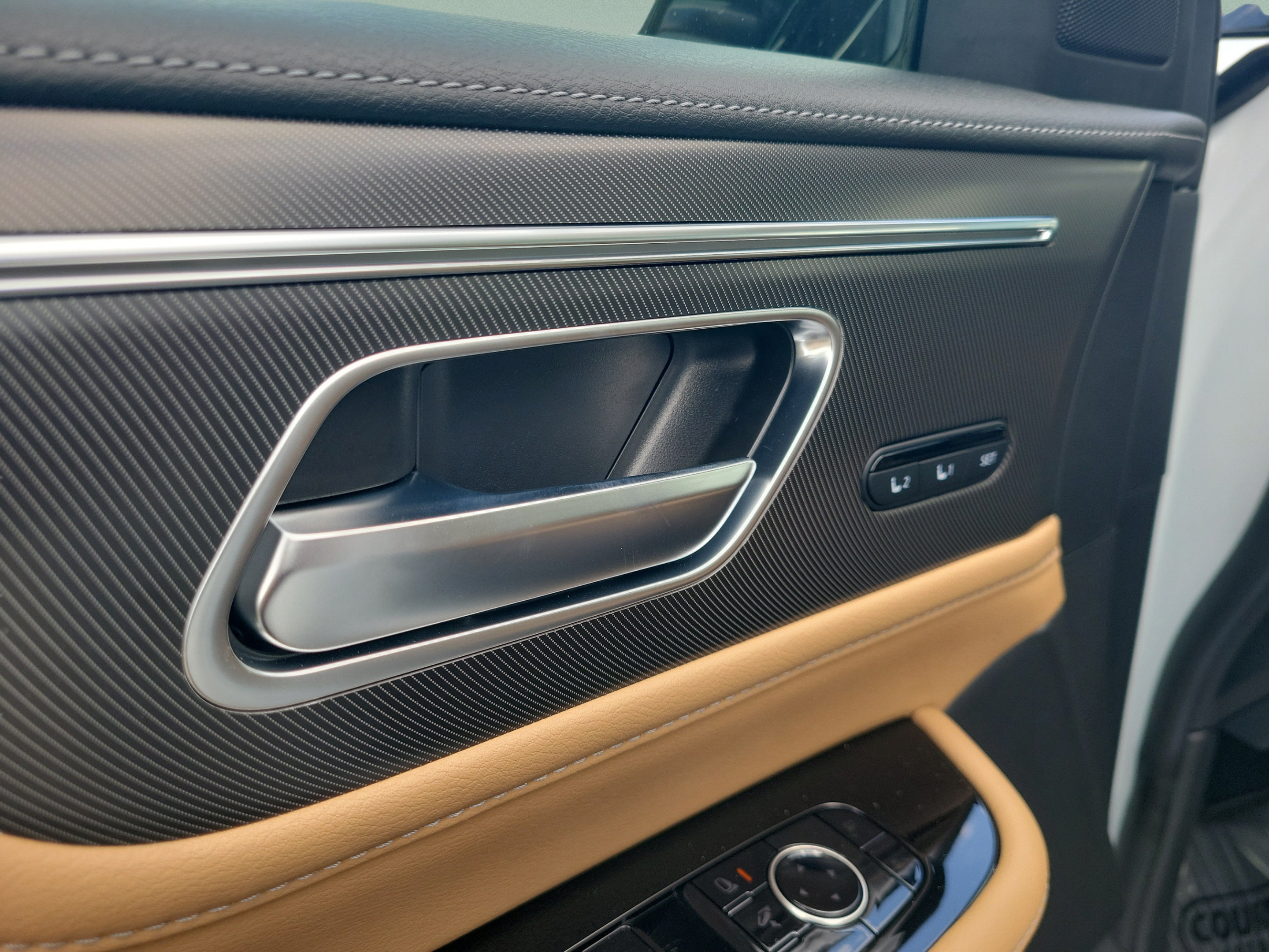 New 2027 INFINITI QX80 Luxe w/ Cargo Package RWD image 22