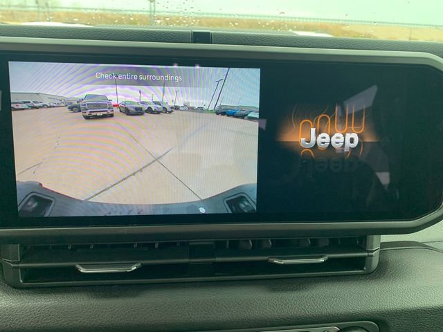 New 2024 Jeep Gladiator Sport image 39