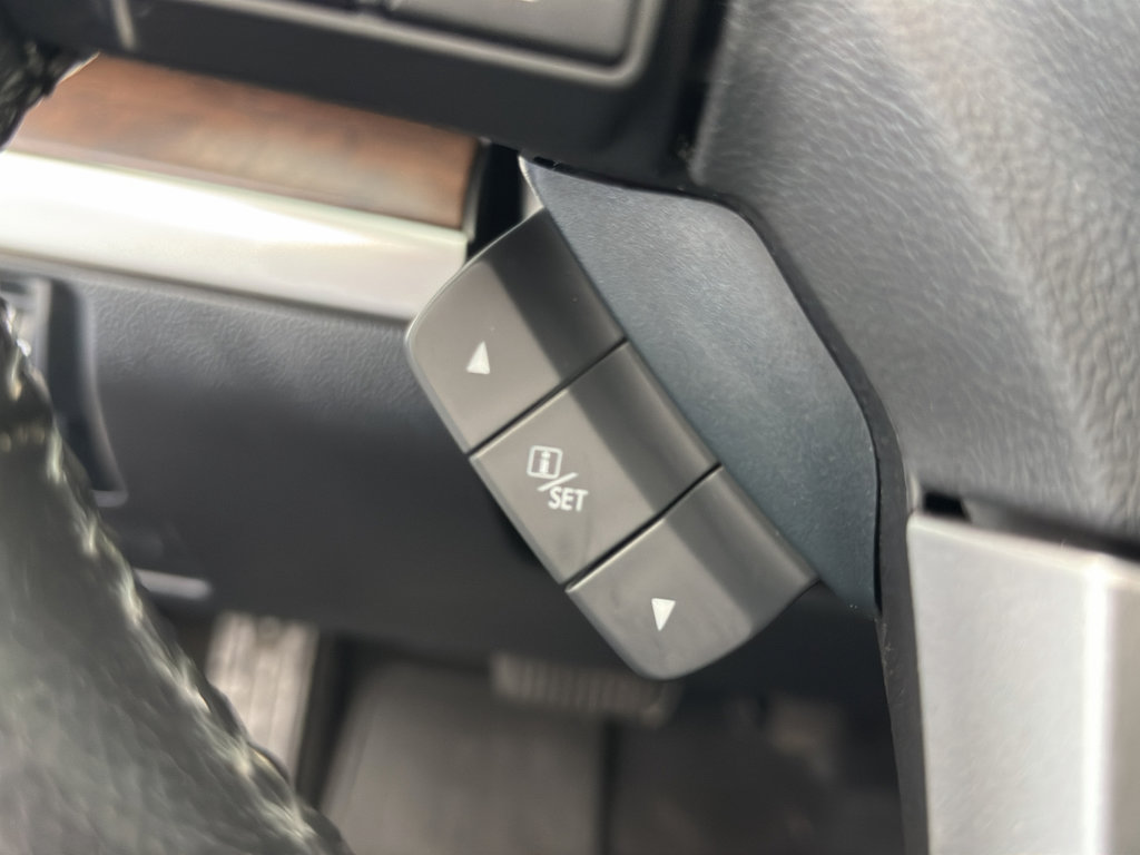 Used 2017 Subaru Outback 2.5i Limited AWD/4WD image 20