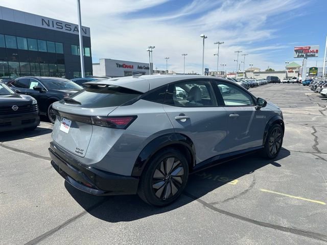 Used 2024 Nissan Ariya AWD image 12