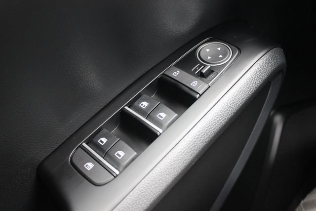 Used 2023 Kia Soul EX image 18