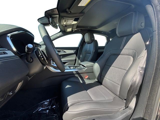 New 2024 Jaguar XF R-Dynamic SE AWD/4WD image 11