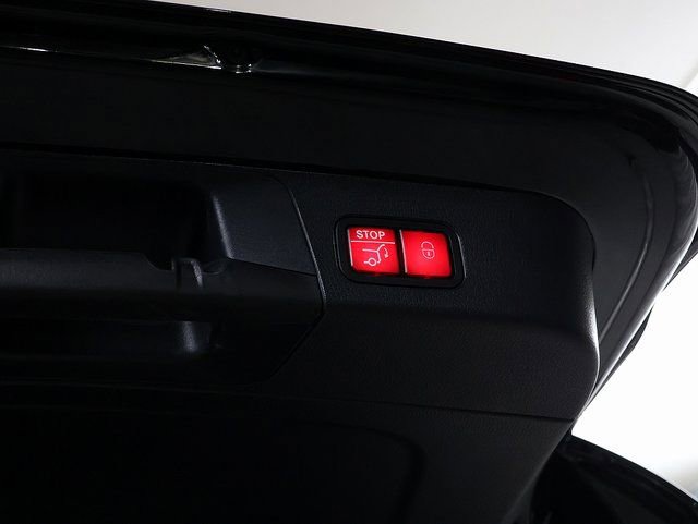 Certified 2026 Mercedes-Benz GLB 250 4MATIC image 29