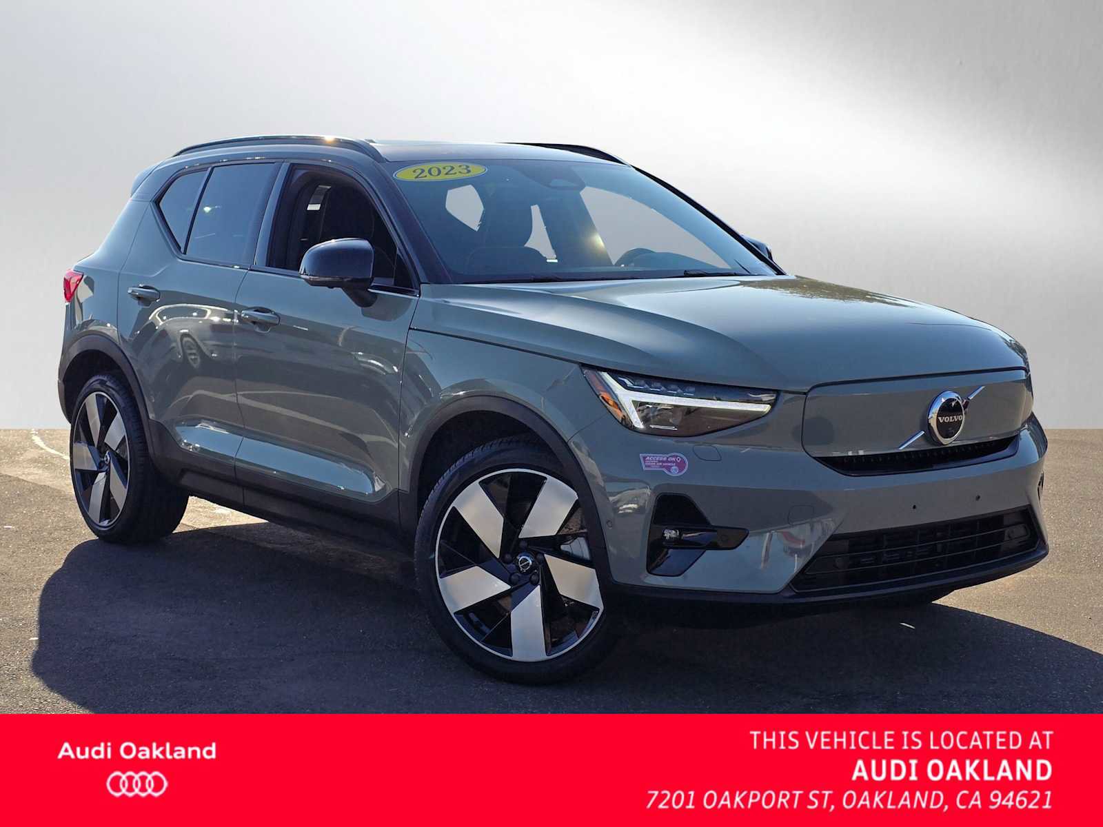Used 2023 Volvo XC40 Recharge Ultimate w/ Protection Package Premier