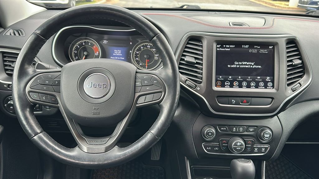 Used 2020 Jeep Cherokee Trailhawk image 10