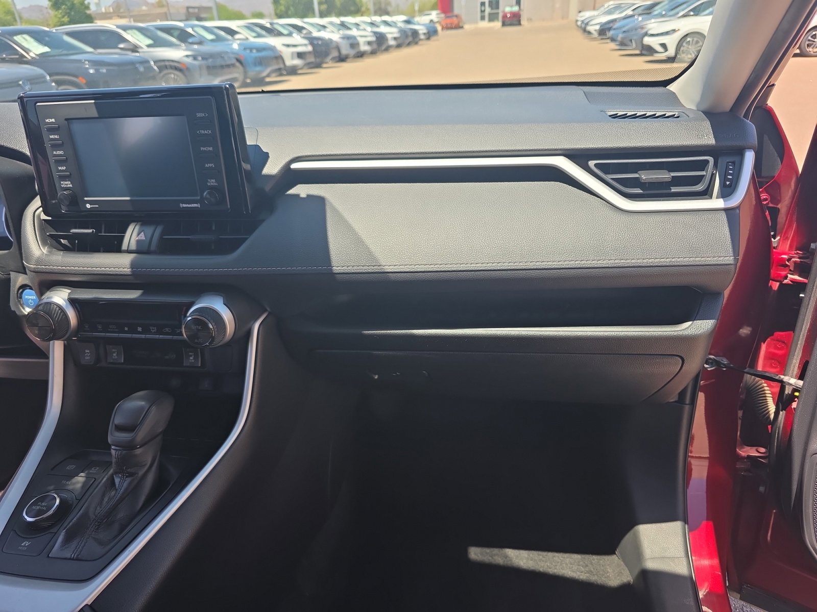 Used 2022 Toyota RAV4 XLE w/ XLE Grade Weather Package AWD/4WD image 20