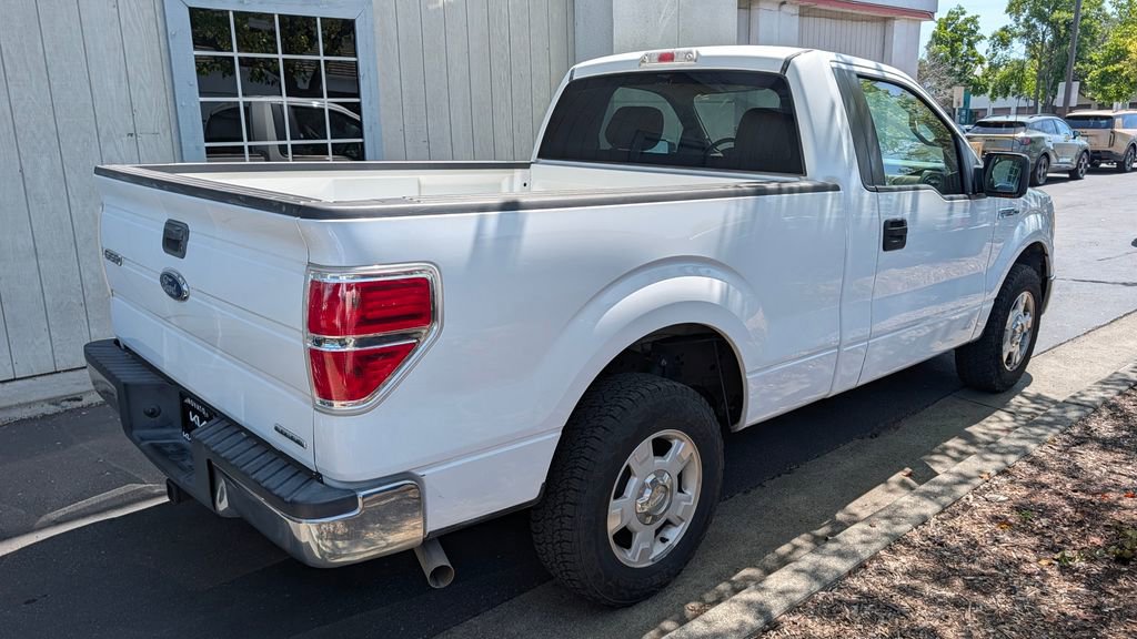 Used 2013 Ford F150 XLT w/ Mid Equipment Group RWD image 2