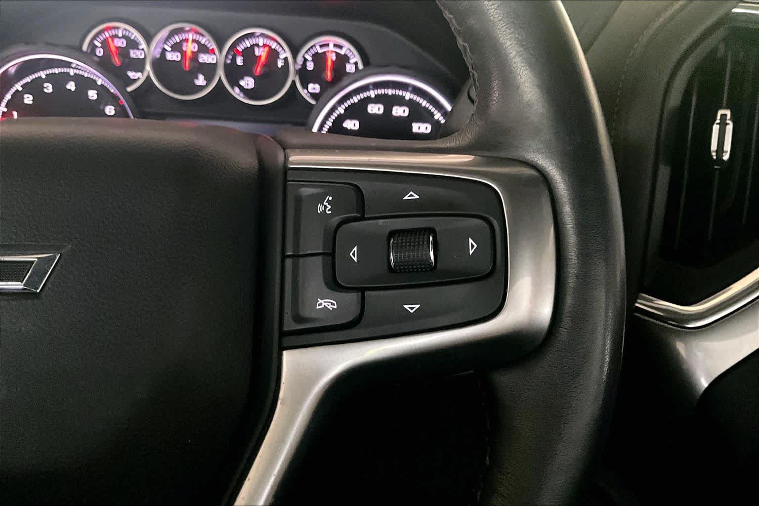 Used 2022 Chevrolet Silverado 1500 RST RWD image 23