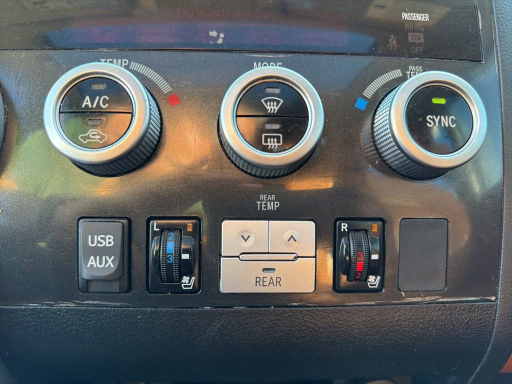 Used 2012 Toyota Sequoia Platinum AWD/4WD image 22