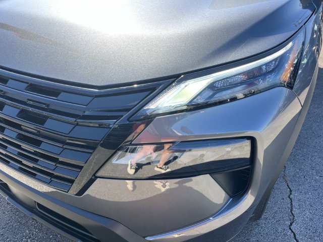 New 2026 Nissan Rogue Dark Armor AWD/4WD image 9