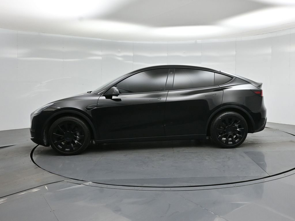 Used 2021 Tesla Model Y Long Range AWD/4WD image 21