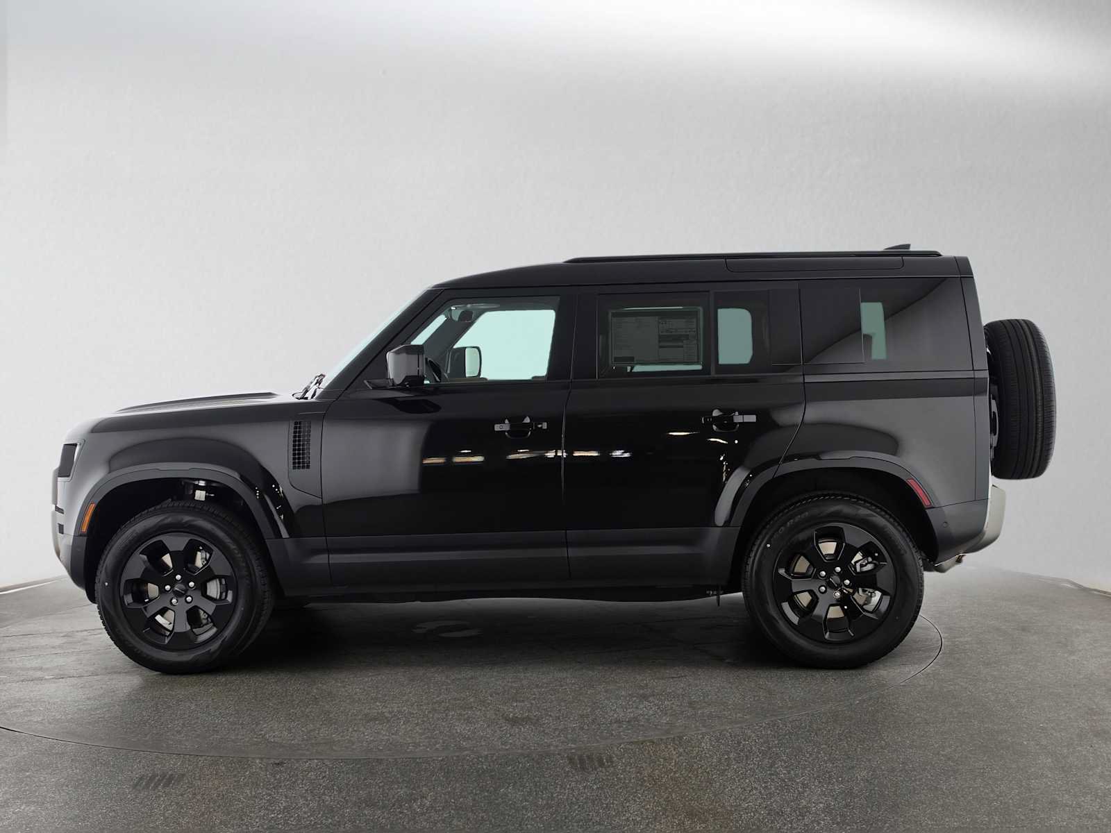 New 2026 Land Rover Defender 110 S AWD/4WD image 2