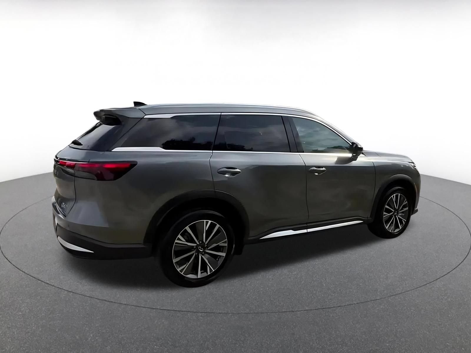 Used 2026 INFINITI QX60 Luxe FWD image 14