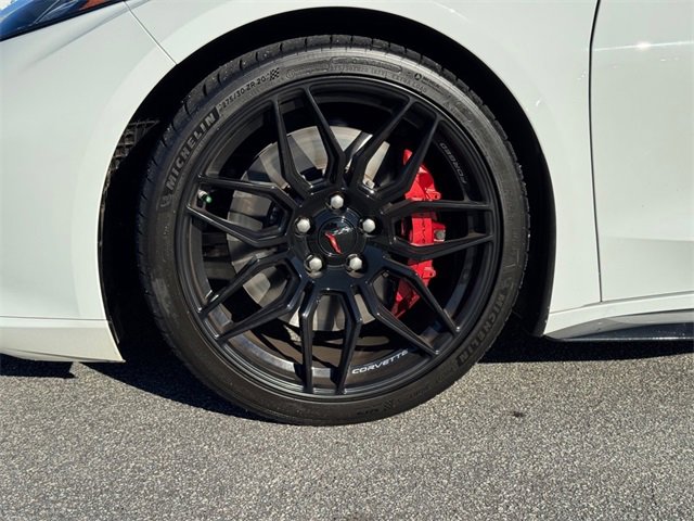 Used 2025 Chevrolet Corvette Z06 w/ Battery Protection Package image 9