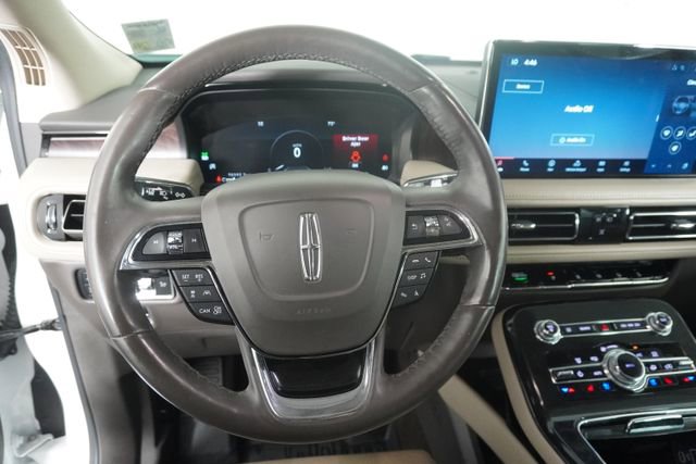 Used 2022 Lincoln Nautilus Reserve w/ Equipment Group 201A image 23