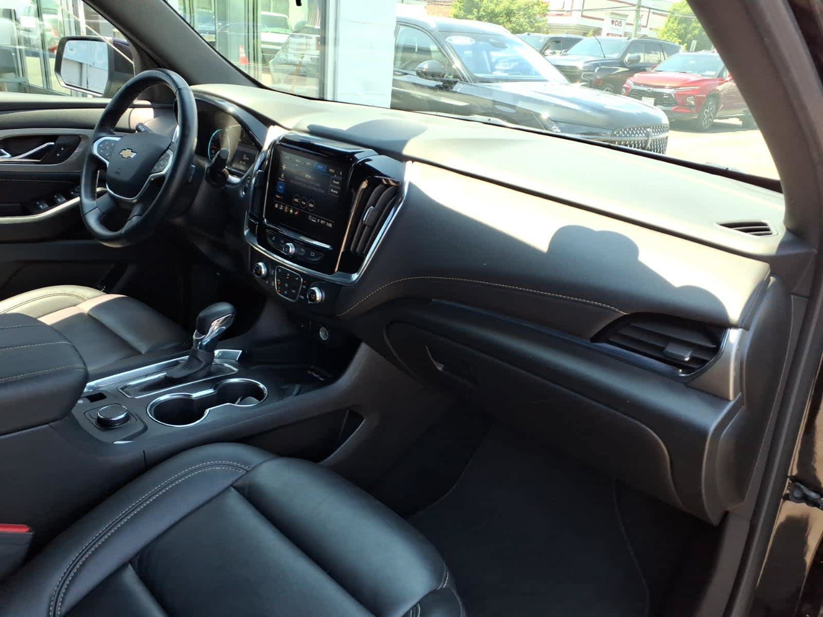 Certified 2023 Chevrolet Traverse LT AWD/4WD image 20