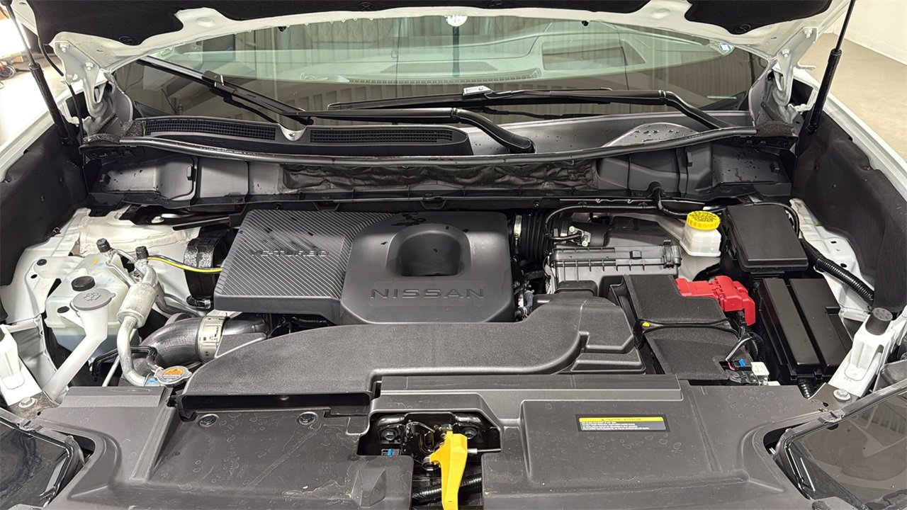 Used 2025 Nissan Murano Platinum w/ Cargo Package image 25