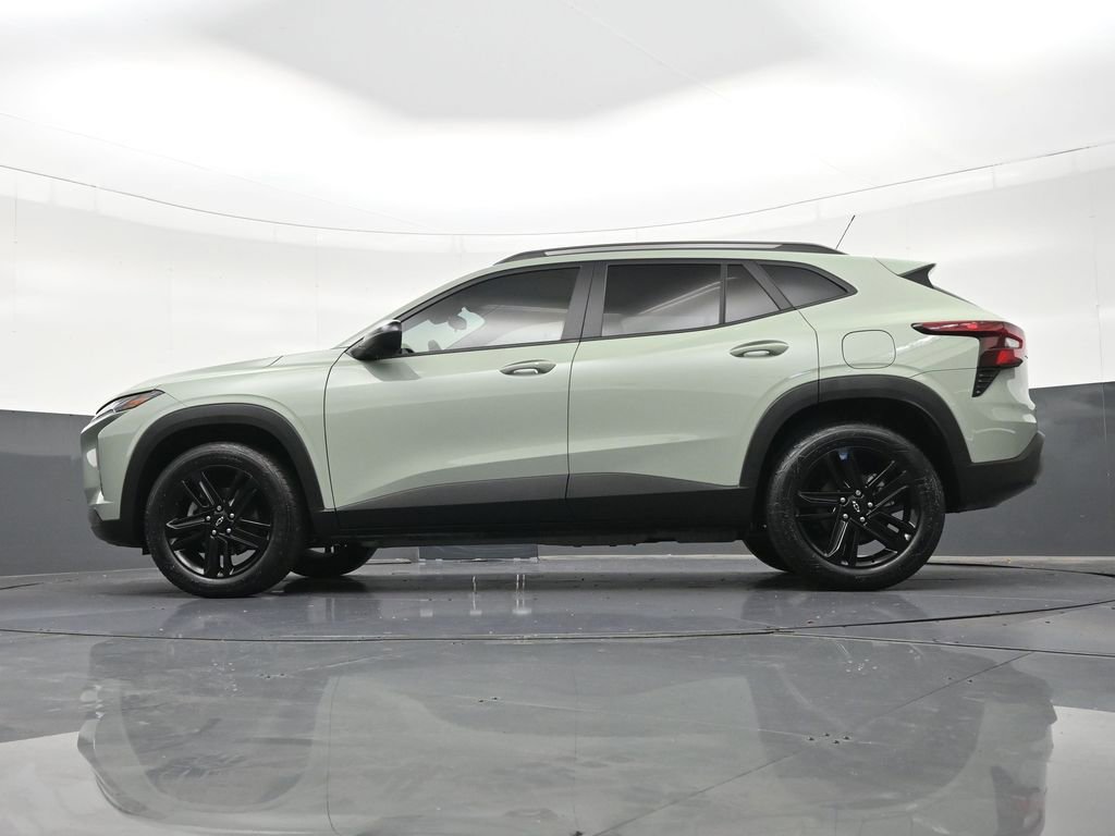Used 2025 Chevrolet Trax ACTIV w/ Sunroof Package FWD image 25