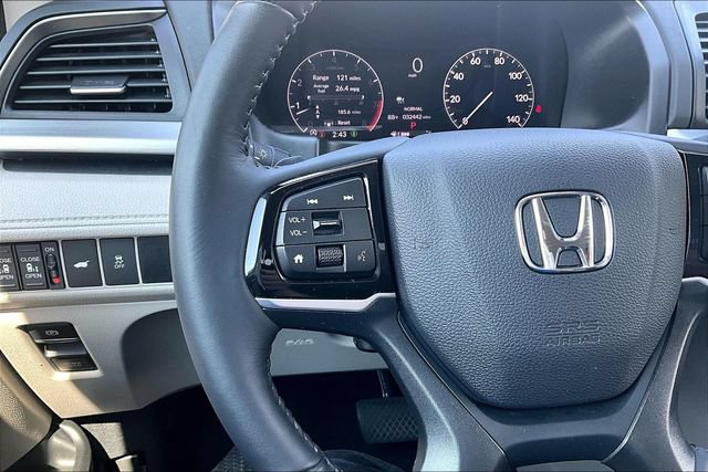 Used 2025 Honda Odyssey EX-L image 10