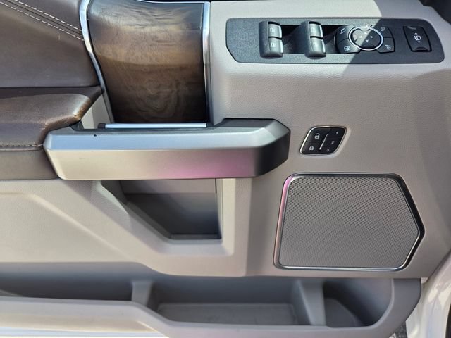 Used 2019 Ford F250 Limited AWD/4WD image 18