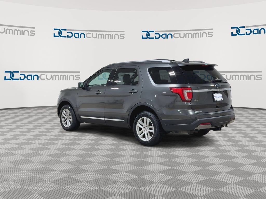 Used 2019 Ford Explorer XLT AWD/4WD image 6