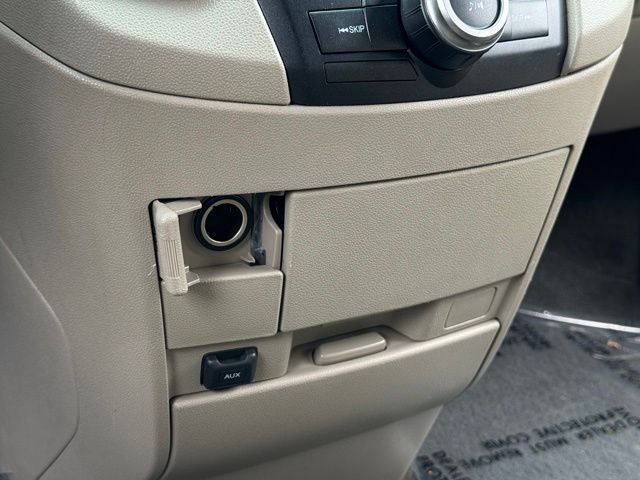 Used 2012 Honda Odyssey LX image 16